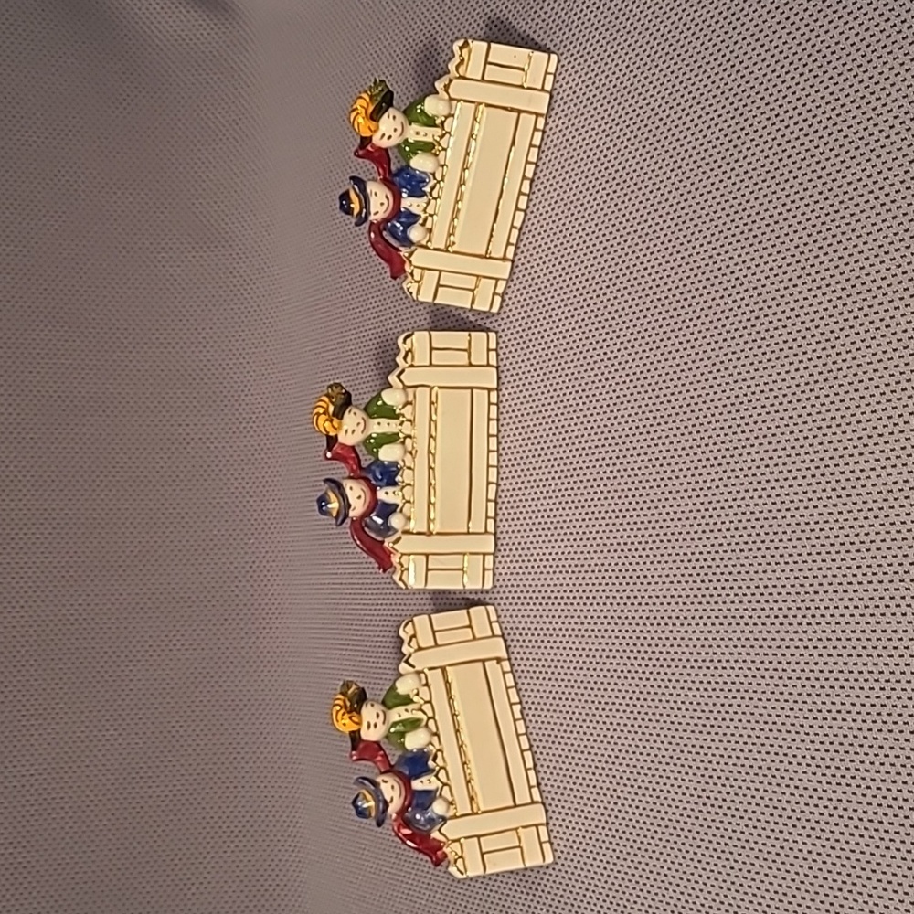 Qty. 3 1956 Duncan Ceramic Mr. & Mrs. Snowman w/Fence